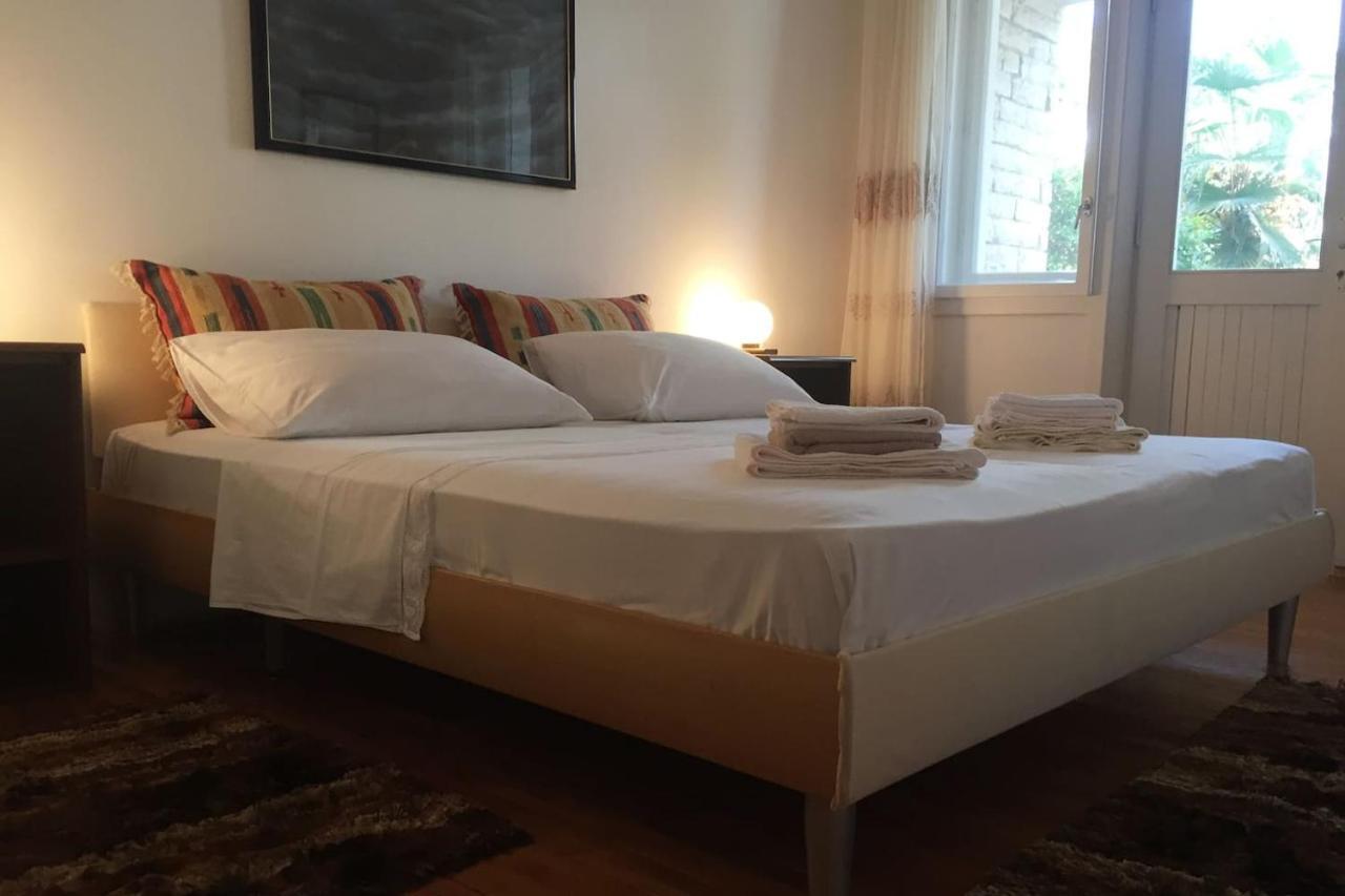 Domic ,Two Bedrooms Whit Large Terrace Njivice Ngoại thất bức ảnh